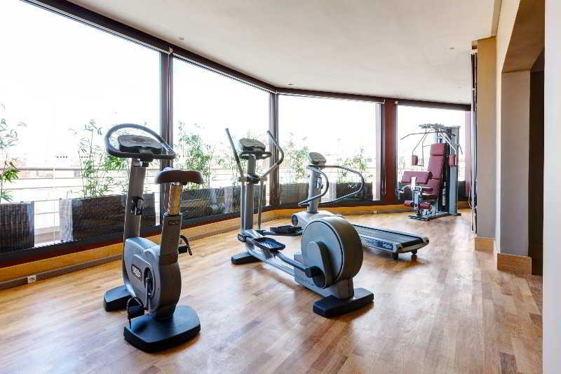 Gray Boutique Hotel Касабланка Экстерьер фото The gym at the hotel